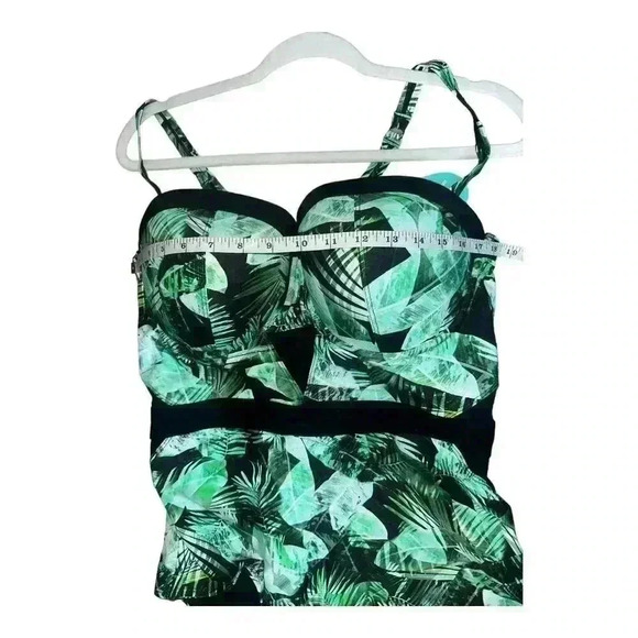 Torrid Vixen Green Palm One Piece Cut-out Swimsuit, Size 3 & 5 - Picture 5 of 9